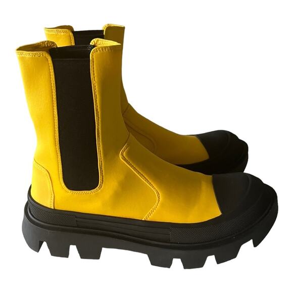 Jeffrey Campbell Tough Guy Lug Sole Ankle Pull On Yellow Boots Size 8 - Picture 2 of 11